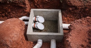 Águas de Matão reforça orientações sobre caixas de inspeção, ponto de conexão do esgoto residencial com a rede pública