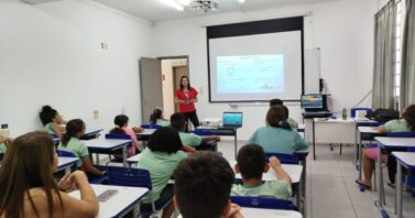 Alunos da rede municipal participam de jornada educativa sobre saneamento e saúde